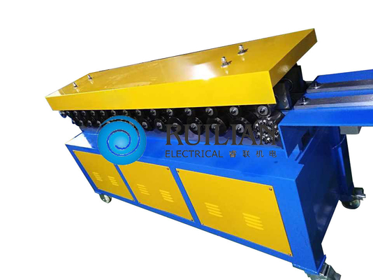 मशीनिंग मोटाई 0.4mm-0.8mm जस्ती शीट स्टील डक्ट निकला हुआ किनारा मशीन